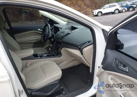 2017 Ford Escape Se z USA, uszkodzony, nr VIN 1FMCU9GD6HUE89079